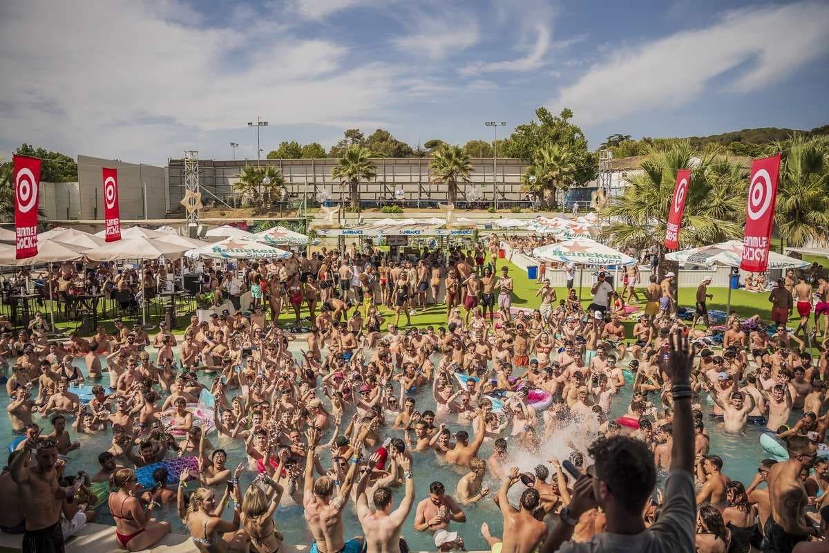 Viu el Pool Fest SANDDANCE a Lloret de Mar 2