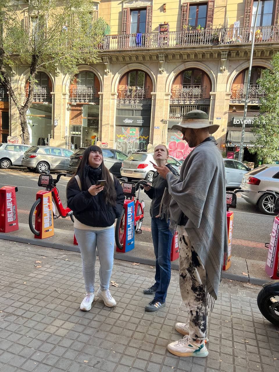 Viu l'Aventura de Seguiment dels Maçons a Barcelona: Reserva el Teu Escape Room Èpic! 2