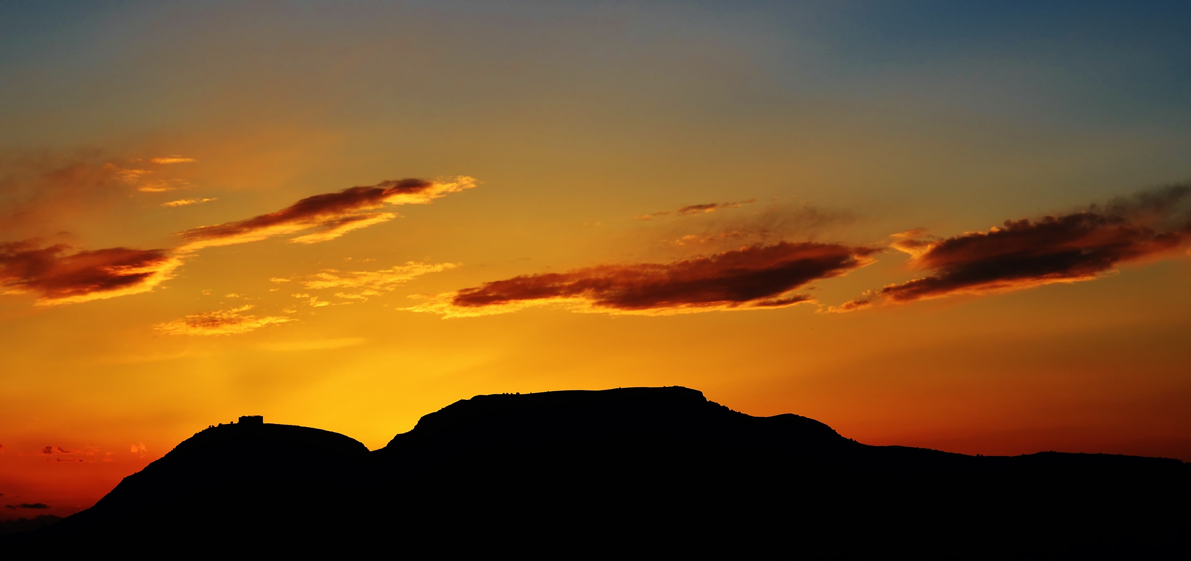Sunset & Golden Hour: Gaudeix de la posta de sol a les Illes Medes